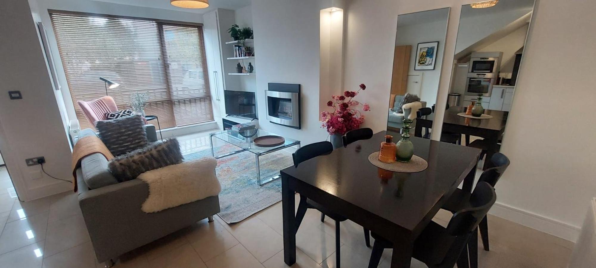 Elegantly Refurbed 2Bd In Shankill - 3Km From Bray ดับลิน ภายนอก รูปภาพ